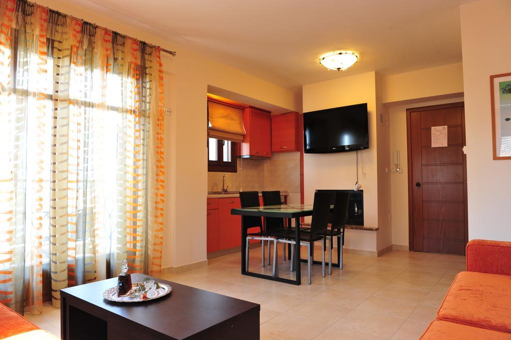 Pansion Evi Apartment Đảo Amolianí Phòng bức ảnh